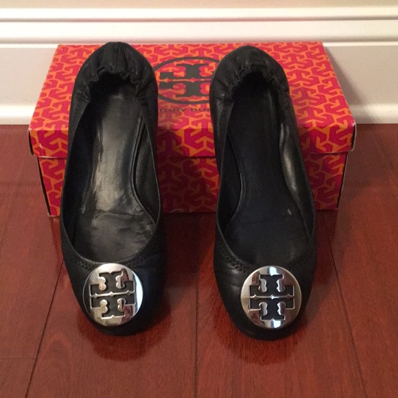 Tory Burch Shoes - Tory Burch Classic Reva Ballet Flat Black + Silver